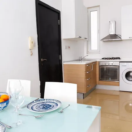 Stylish St.julians 2 Bedroom For Rent In The Centre With Terrace