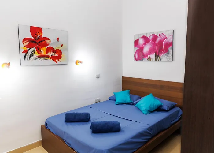 Stylish St Julians 2 Bedroom For Rent In The Centre With Terrace Apartment *