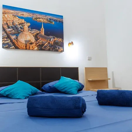 Stylish St Julians 2 Bedroom For Rent In The Centre With Terrace Apartman